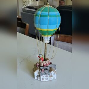 Colorful Hot Air Balloon Music Box Figurine